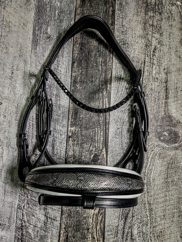 LE Grey Elegance Snaffle